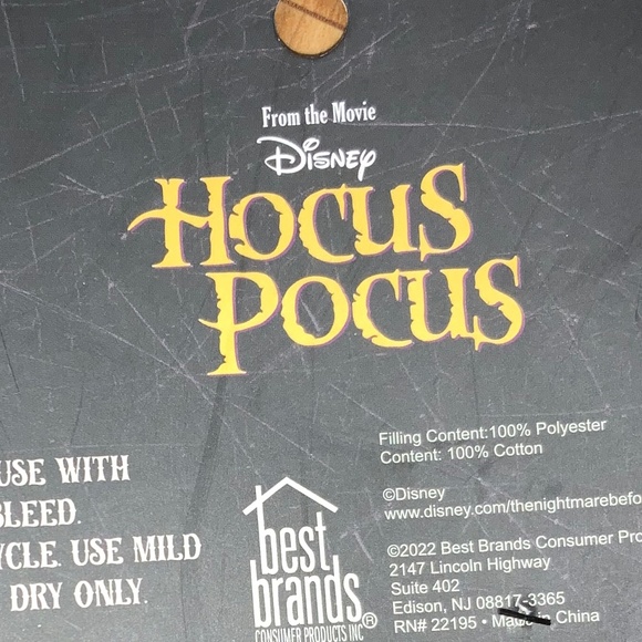 Disney Hocus Pocus Thackery Binx Towels - Picture 3 of 3